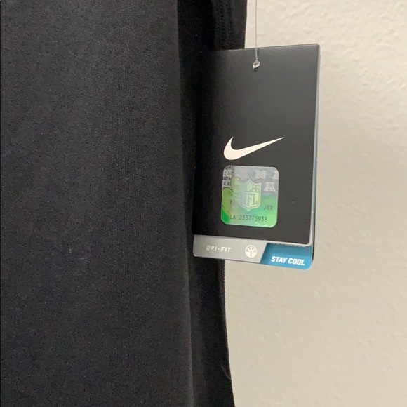 Philadelphia Eagles Women’s Dri-fit T-shirt - Picture 3 of 5